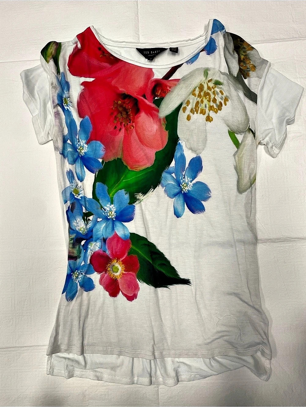 Ted Baker Floral Short Sleeve Top in White & Blue Size 2 Like New